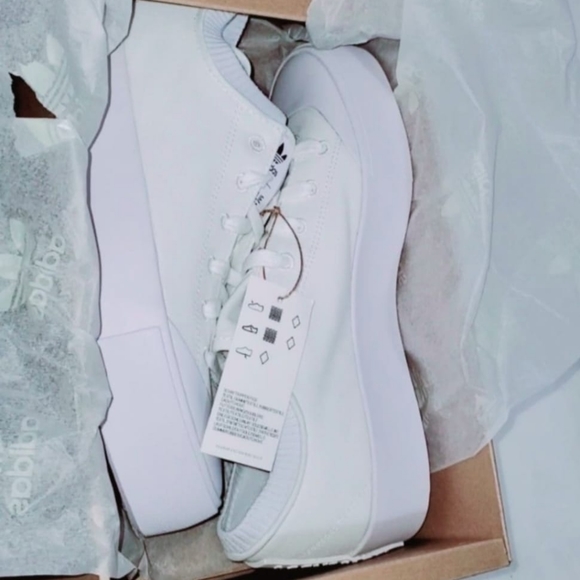 Adidas Karlie Kloss Trainer ××92 women ,size 10. Style GY0851, New with box. - Picture 8 of 9